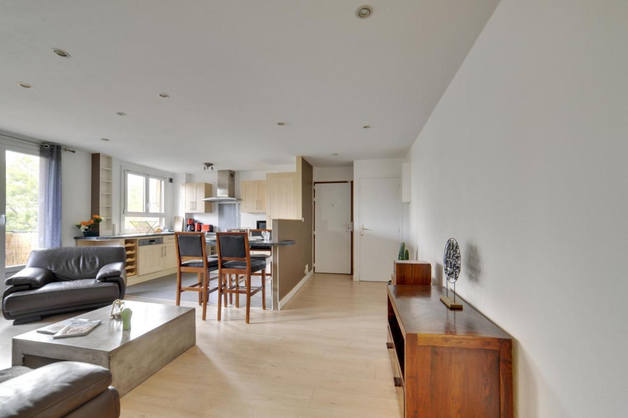 Chic Apart With Parking Apartment Saint-Denis  Exterior photo